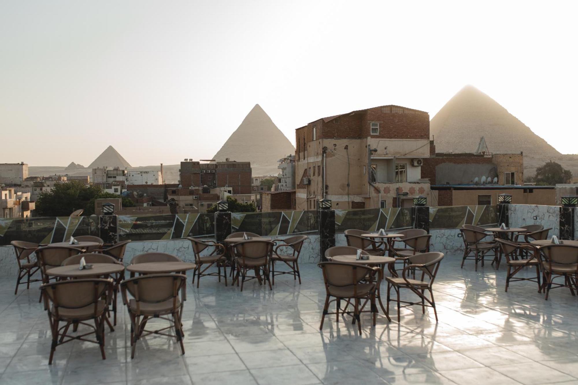 The View Pyramids Hotel Kafrat al Jabal Exterior photo